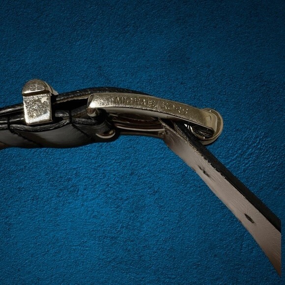 MICHAEL Michael Kors Patent Leather Belt‎ - Picture 3 of 6